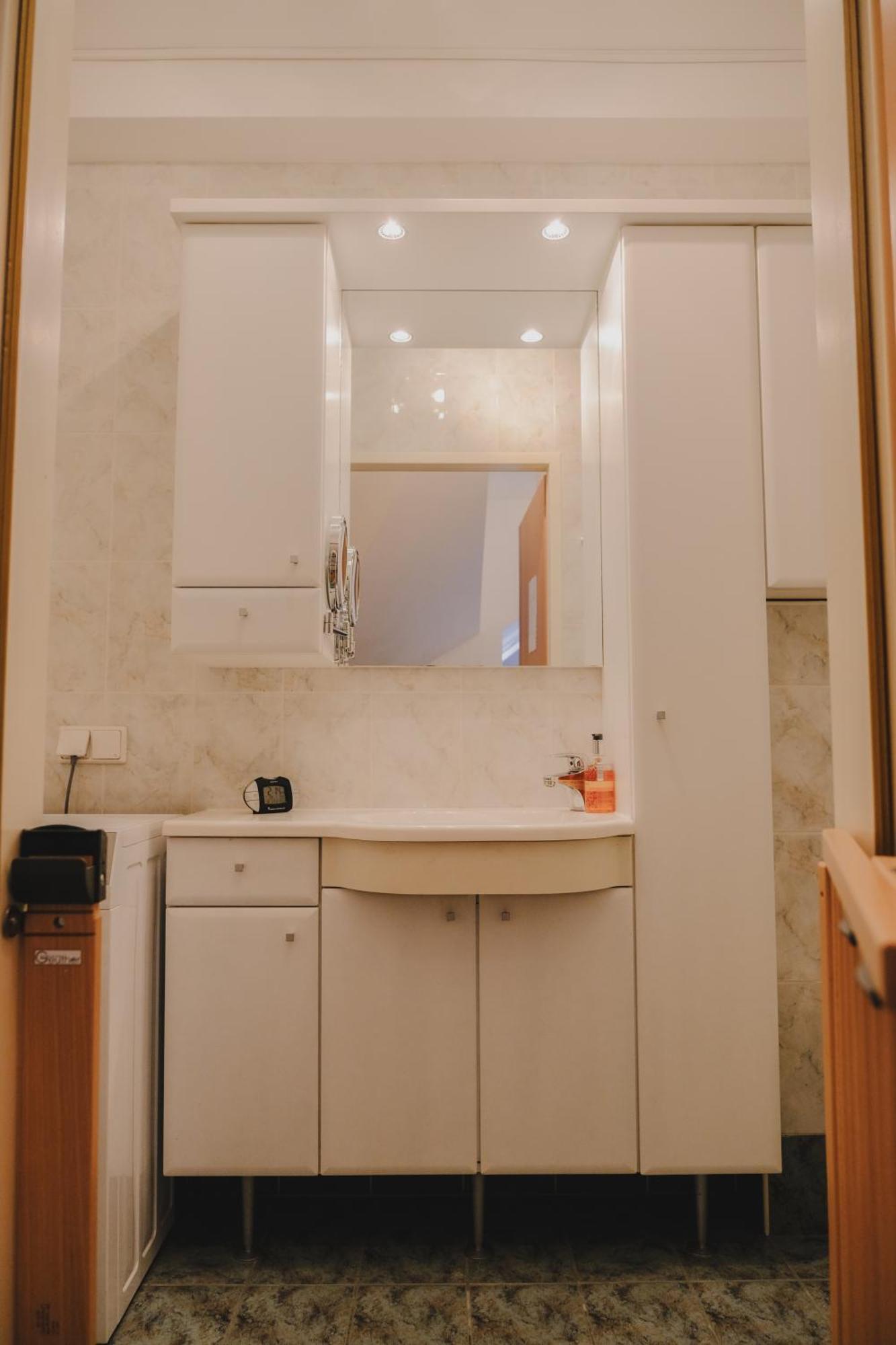 וינה Terrace Apartment Near Volksoper And City Centre מראה חיצוני תמונה